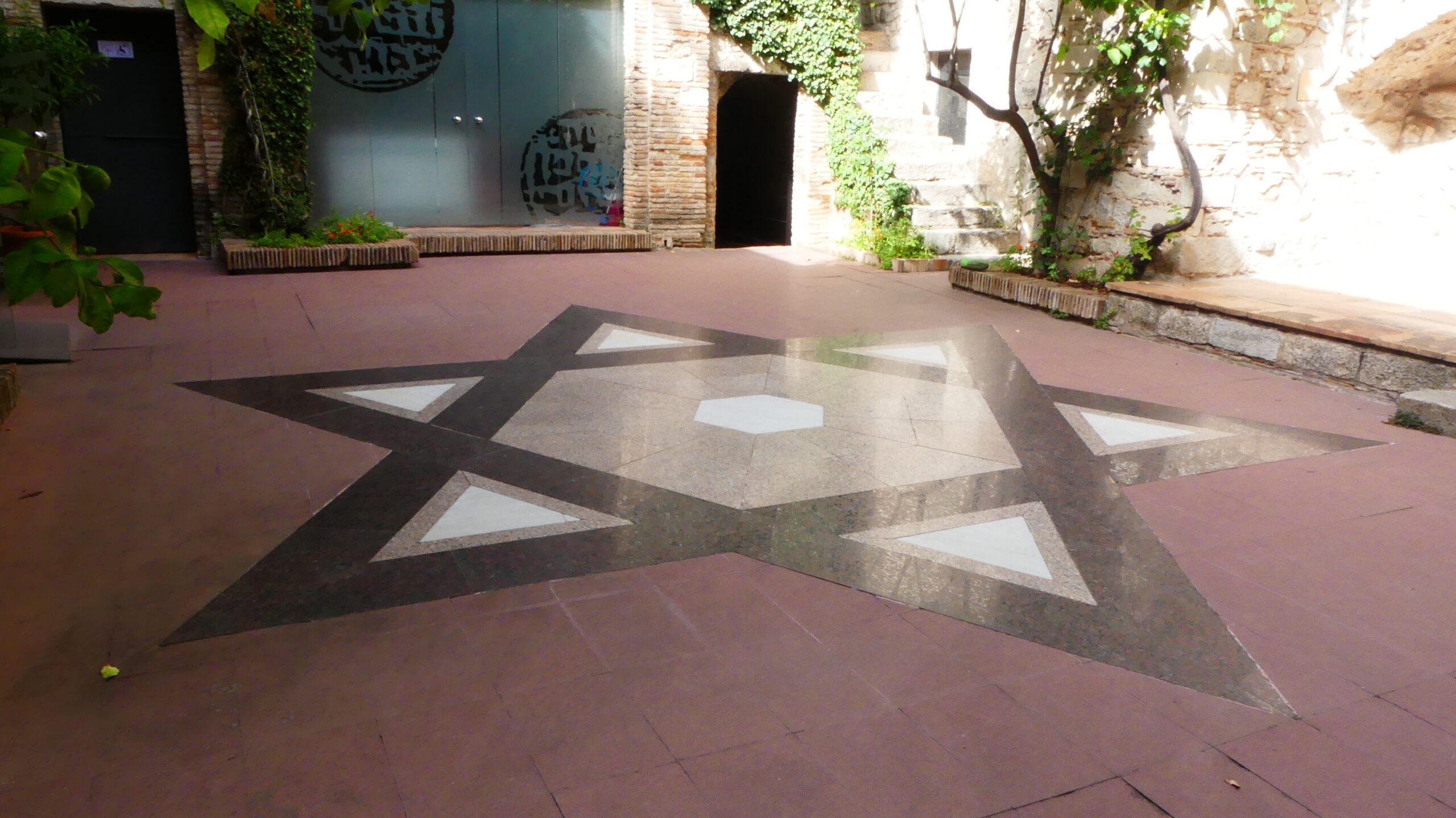 En este momento estás viendo EL MUSEO DE HISTORIA DE LOS JUDIOS DE GIRONA