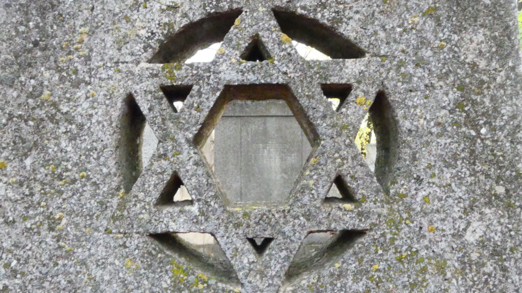 Lee más sobre el artículo HOLOCAUSTO EN RUMANIA: EL INFORME FINAL